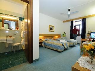 Hotel Ideal