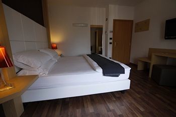 Hotel Corona
