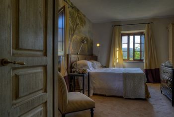 Hotel Castello Monastero