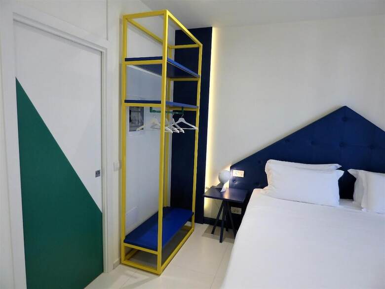 Hotel Trevi