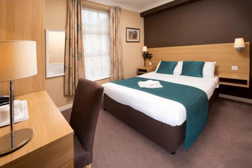 The Carlton Hotel