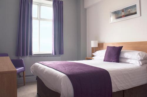 The Carlton Hotel