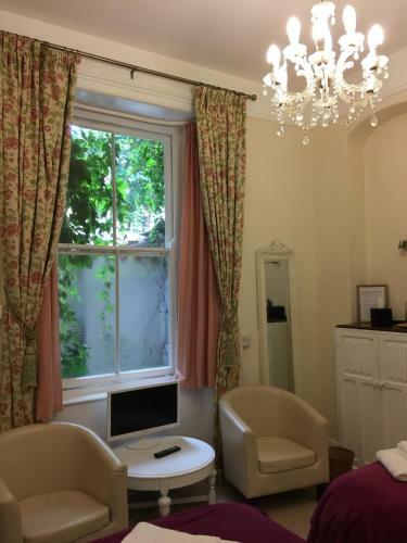 Bed & Breakfast Estoril