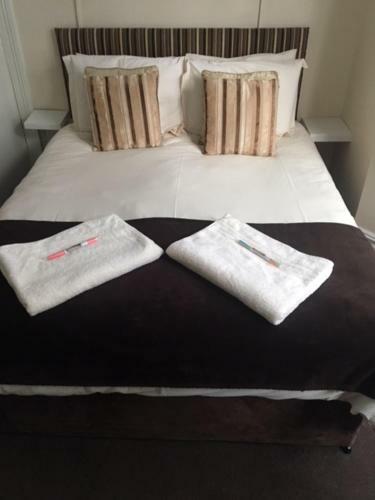 Hostal Brierley Guesthouse