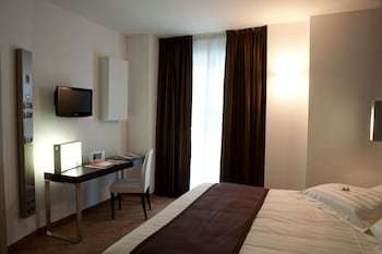 For You Hotel