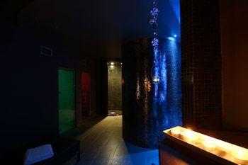For You Hotel