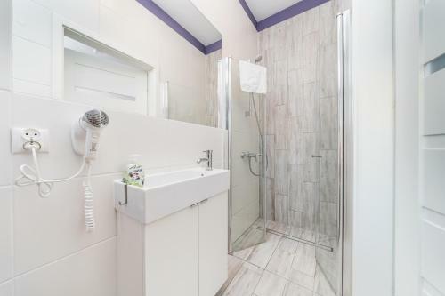 K12 Apartments