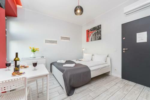 K12 Apartments