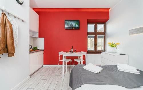 K12 Apartments