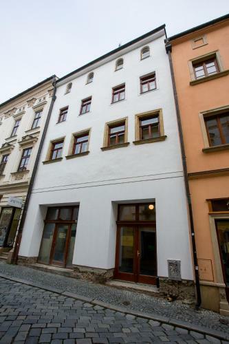 Apartment Ztracen� 8