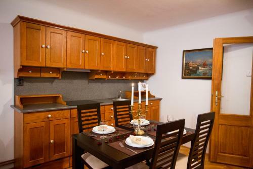 Apartment Ztracen� 8