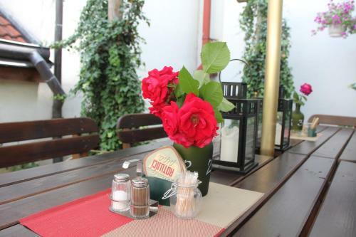 Hostal Penzion Pod V??�