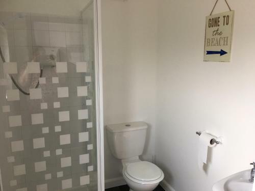 Hostal Whiteways Hotel