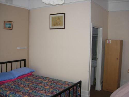 Hostal Longfield Guest House