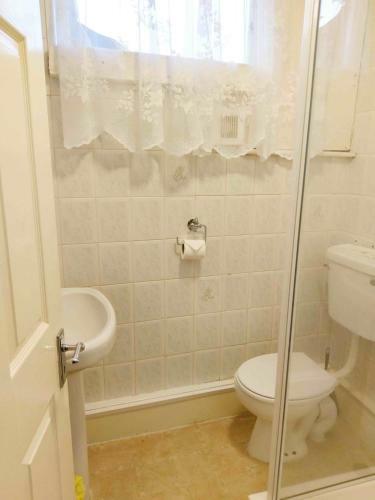 Bed & Breakfast Ringbane House