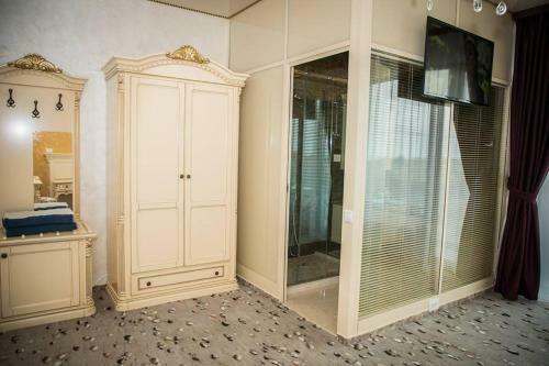 Hostal Almar Lake View