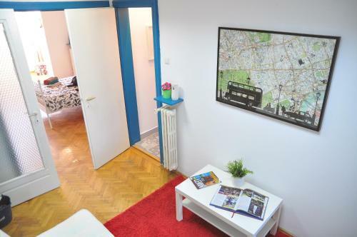 6 Sense Apartment