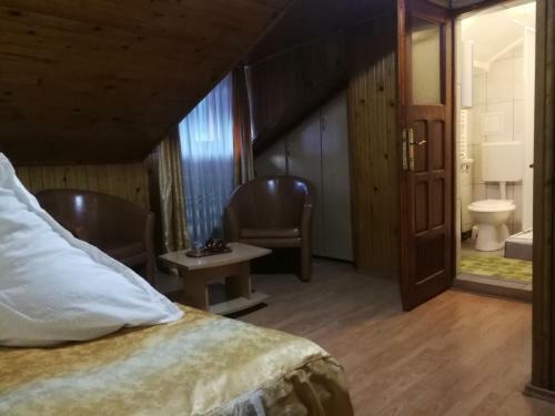 Bed & Breakfast Pensiunea Fara Nume