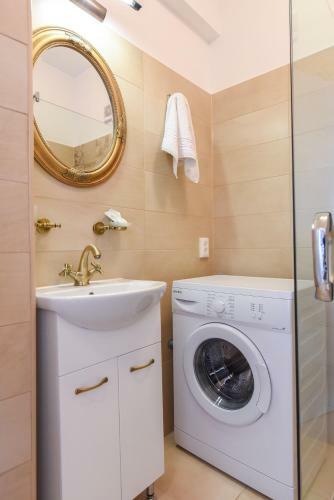 Grand Accommodation Apartments