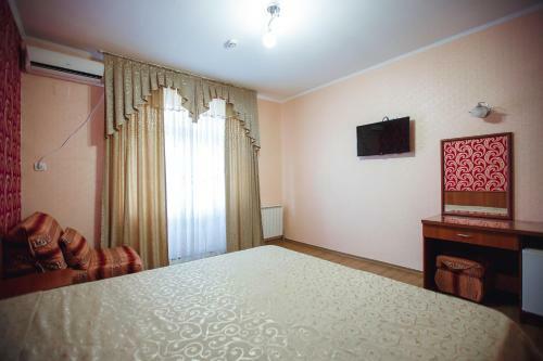 Hostal Renaissance Guesthouse