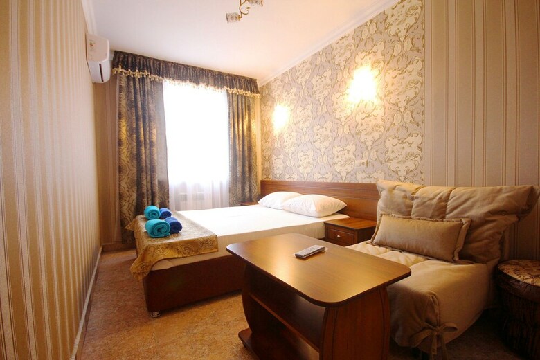Hostal Saratov Guest House