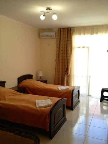 Hostal Vera Guest House