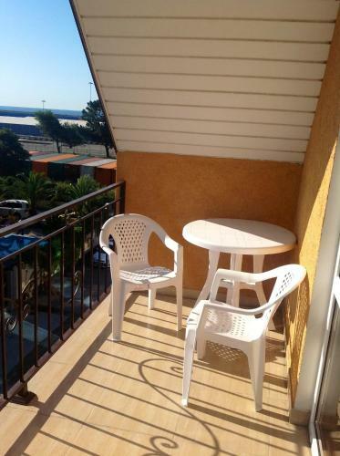 Hostal Vera Guest House