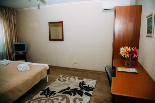 Hostal Angela Guesthouse