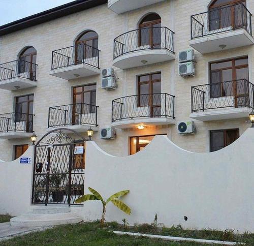 Hostal Hotel ?ometa 1