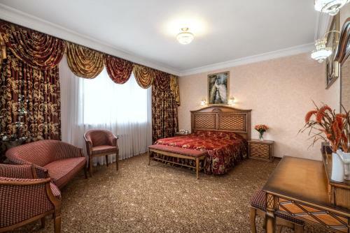 Chebotarev Hotel
