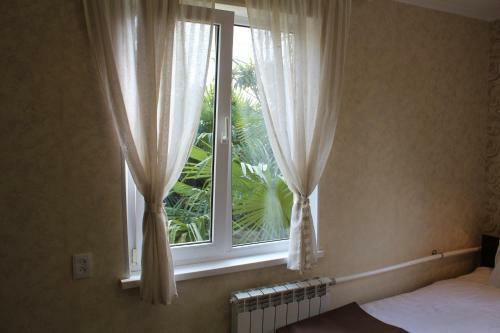 Hostal Bamboo Khutor Guest House