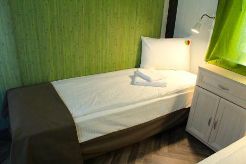Hostal Bamboo Khutor Guest House