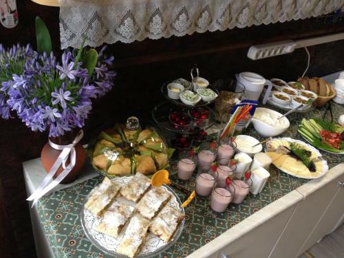 Hostal Bamboo Khutor Guest House