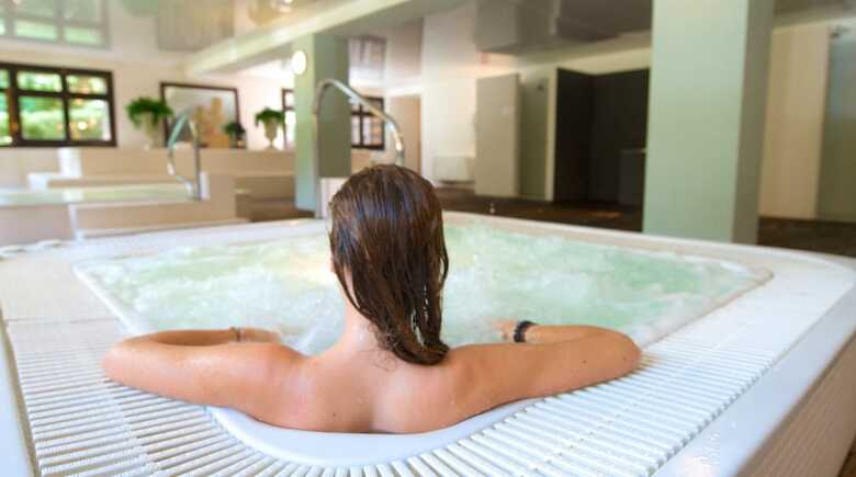 Hotel Manantial