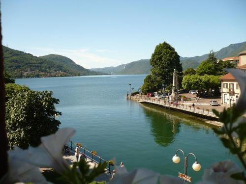 Hotel Croce Bianca