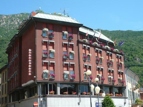 Hotel Croce Bianca
