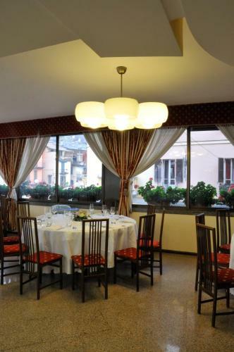 Hotel Croce Bianca
