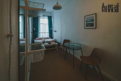 Fontanka River View Hostel