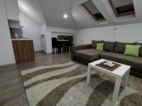 Hostal Ni? City Center Guest House