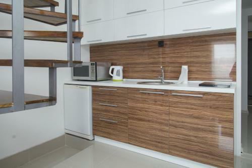 Hostal Ni? City Center Guest House