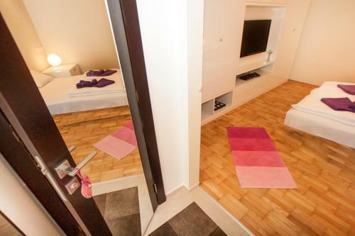 Flory Apartment