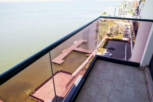 Sophia Sunset Lakeview Mamaia Apartment
