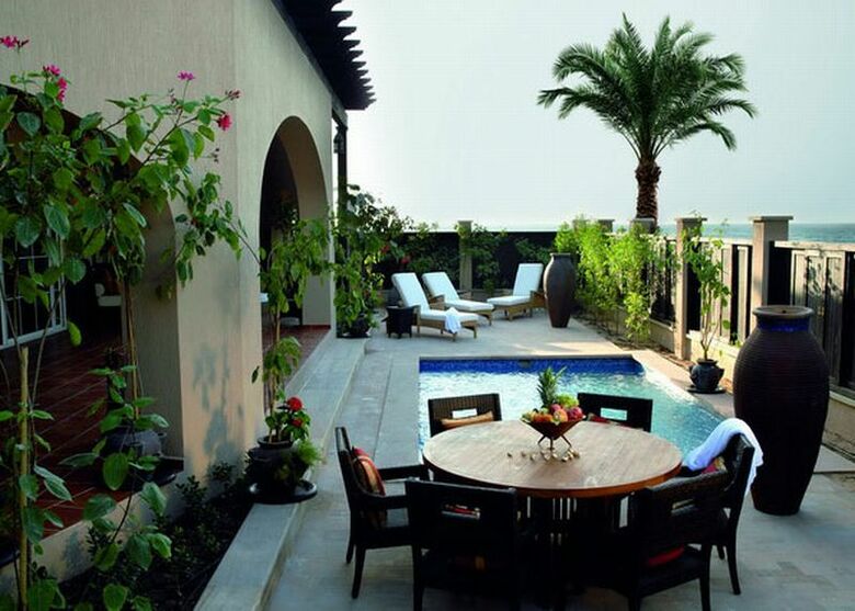 Hotel Desert Island Resort And Spa By Anantara