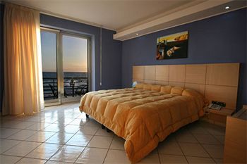 Ancora Hotel