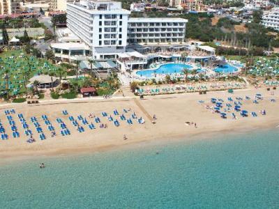 Sunrise Beach Hotel