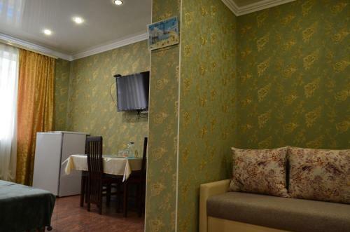 Hostal Talasso Guest House