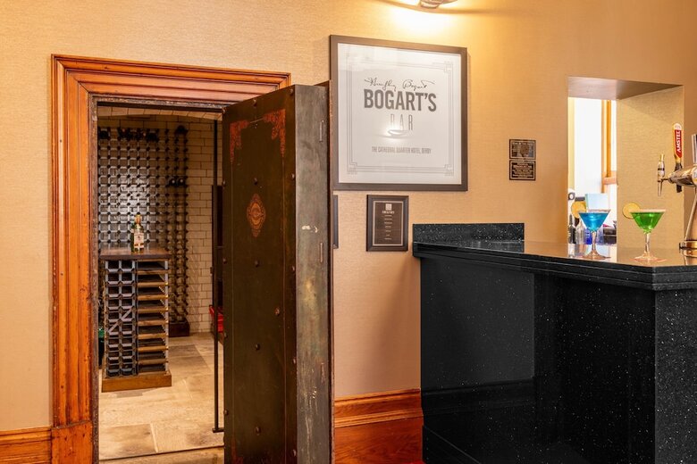 Cathedral Quarter Hotel(.)
