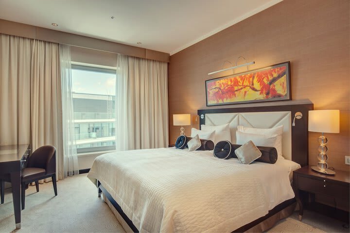 Hotel Kempinski River Park