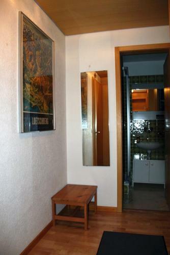 Chalet Silky