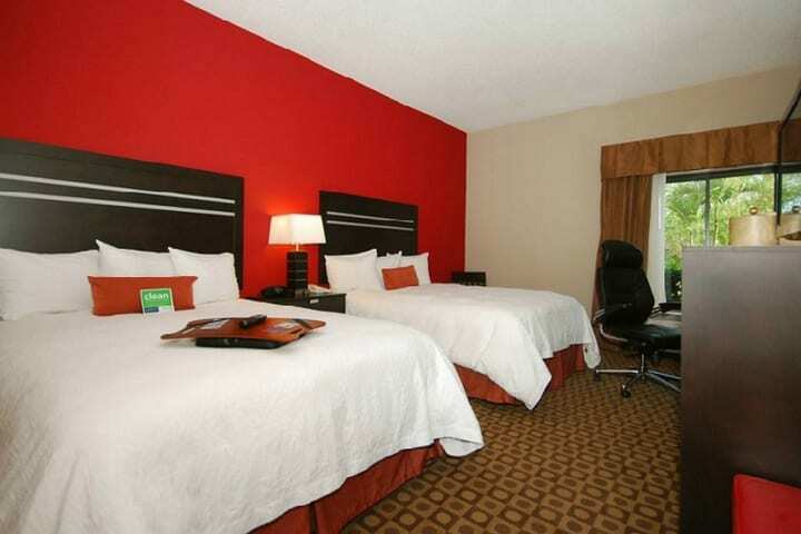 Hotel Hampton Inn Fort Myers Airport